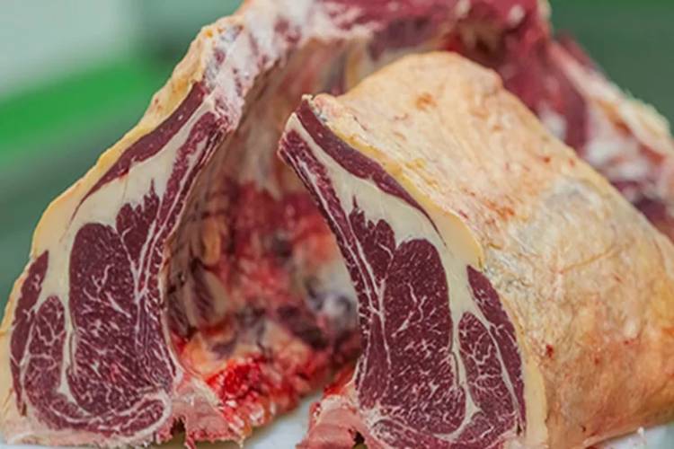 Carne: ¿es bueno o no que la grasa de los animales en pastoreo tenga color amarillento?