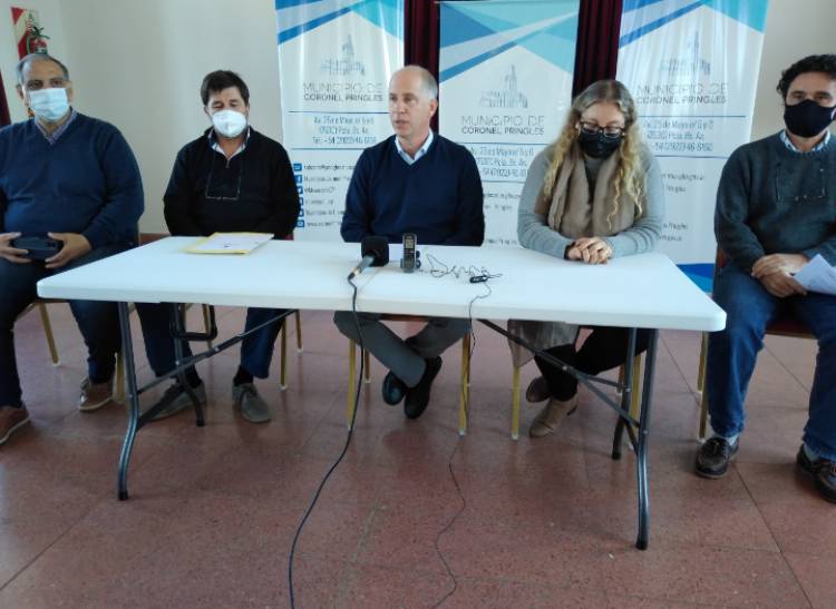 Paritarias Municipales: El Intendente explicó la propuesta para favorecer a los que menos cobran
