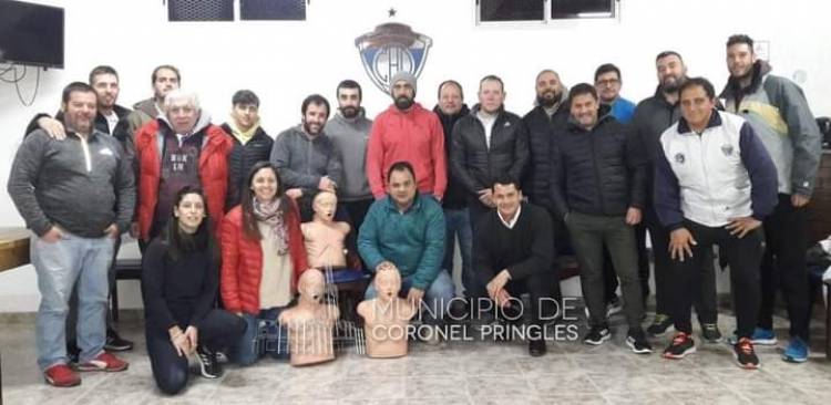 Capacitación de RCP en el Club Almaceneros 