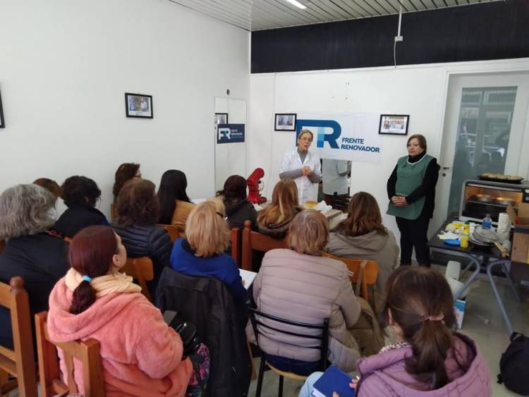 "Son muchas las familias que obtienen un ingreso gracias al emprendedorismo"