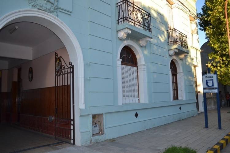 Amenazas, Daño, Disturbios y Detenido