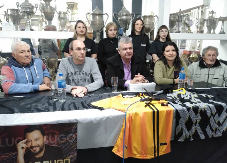 Lucas Lugo hará un show en vivo con toda su banda en Pringles