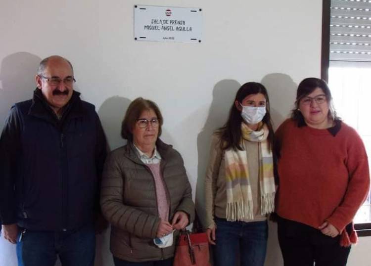 La Sala de Prensa de la UCR lleva el nombre de "Miguel Agulla"