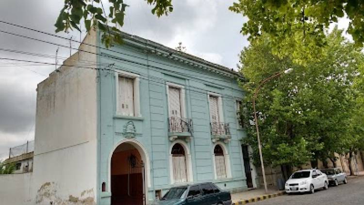 Policial: Lesiones Graves, Desobediencia y Daño y Detenciones