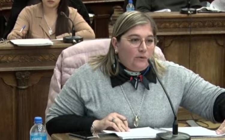 "Si el terreno pasa a ser de dominio municipal el CEF 25 perdería derecho sobre él"
