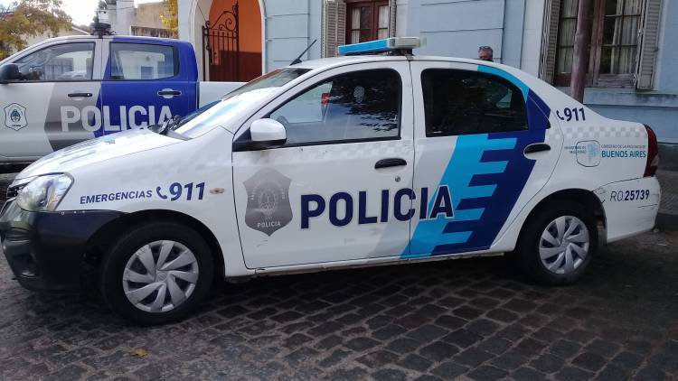 Policial: Allanamiento, Estafa y Robo