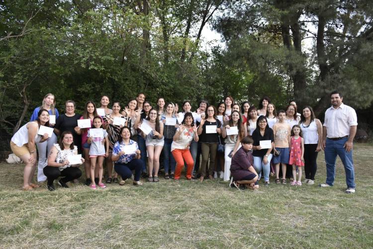 Finalizó el Curso de Lengua de Señas Argentinas