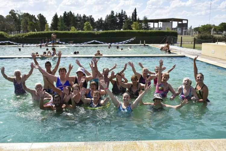 La Colonia de Adultos Mayores de la Dirección de Deportes a pleno en este verano