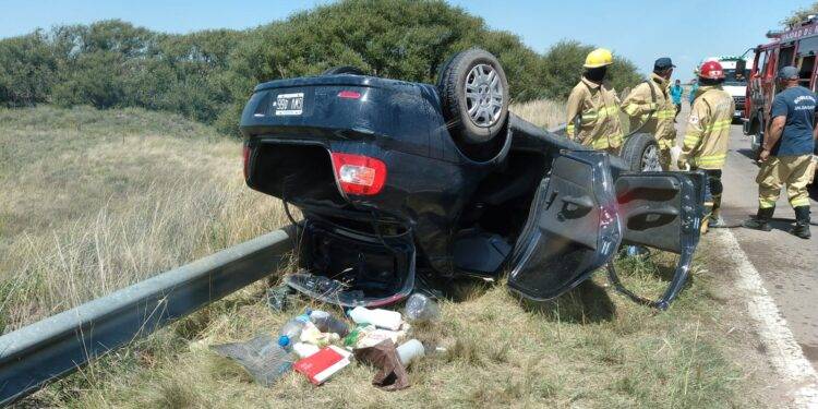 Una pringlense resultó herida al volcar en la ruta 72 a pocos kms de Saldungaray