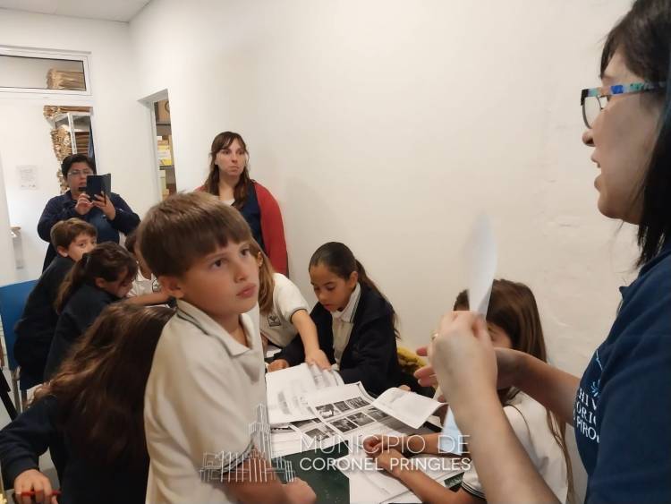 Alumnos de escuelas primarias visitaron el Archivo Histórico Municipal