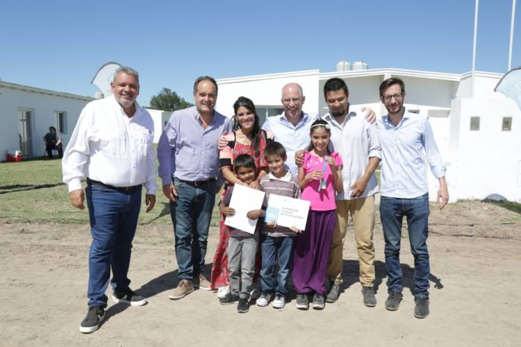 El Intendente Lisandro Matzkin hará entrega de 21 Viviendas del Balbín