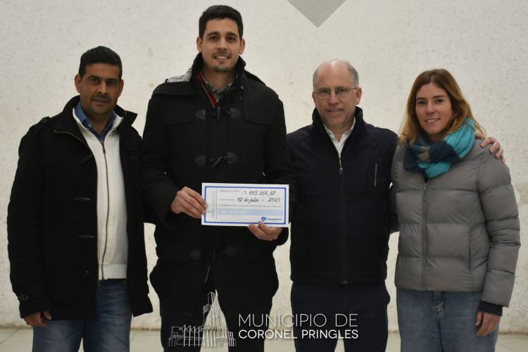 Dos instituciones deportivas locales recibieron ayuda económica de la Comunal local