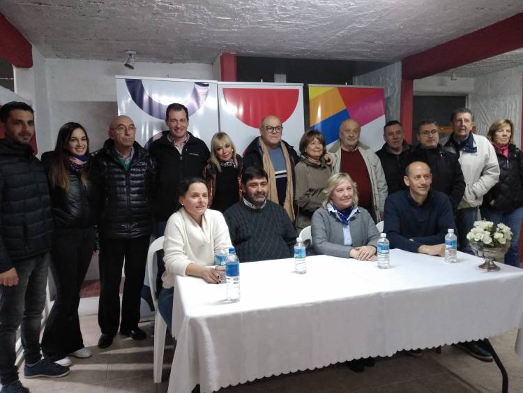 Un sector de JUNTOS militará el corte de boleta