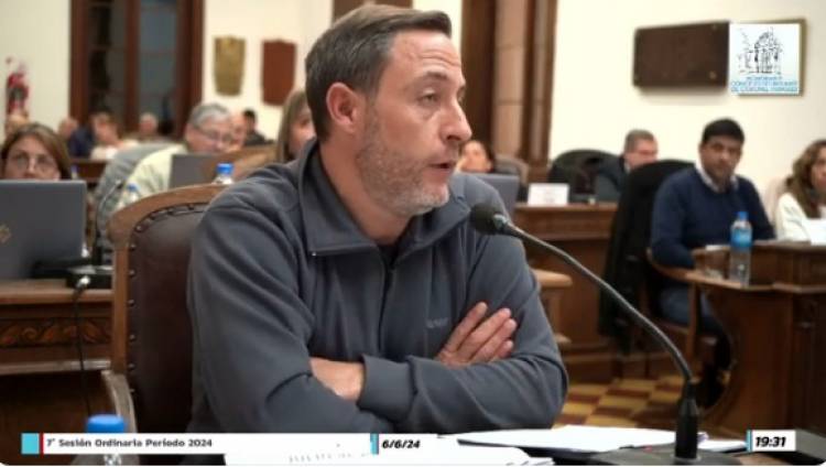 "En comisión sacamos expedientes que venían atrasados"