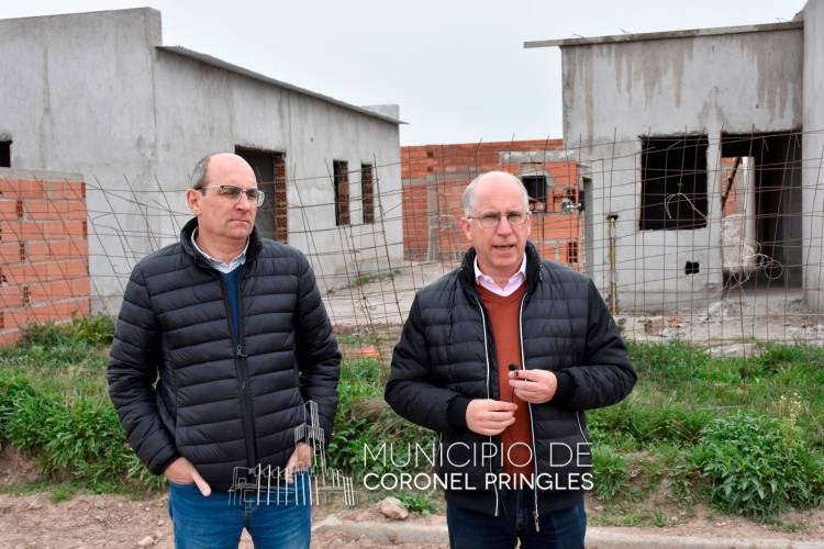 Viviendas: "A pesar de la coyuntura económica compleja se sigue avanzando"