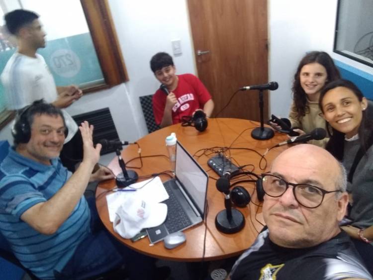 Ajedrez: Visita a Radio Provincia