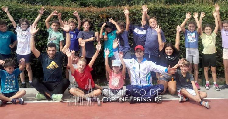 Con 18 inscriptos comenzaron las clases de atletismo en el Balneario Municipal
