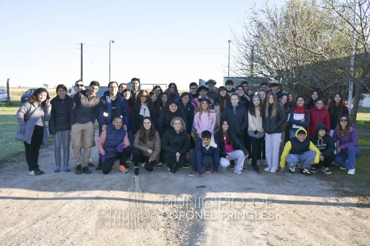 Alumnos del 1° y 2° año del CEPT N°3 Don Alfredo visitaron la PTRSU