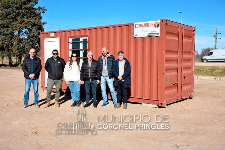 Econtainers Solutiones es una empresa bahiense que se está instalando en el Sector Industrial Planificado de nuestra ciudad