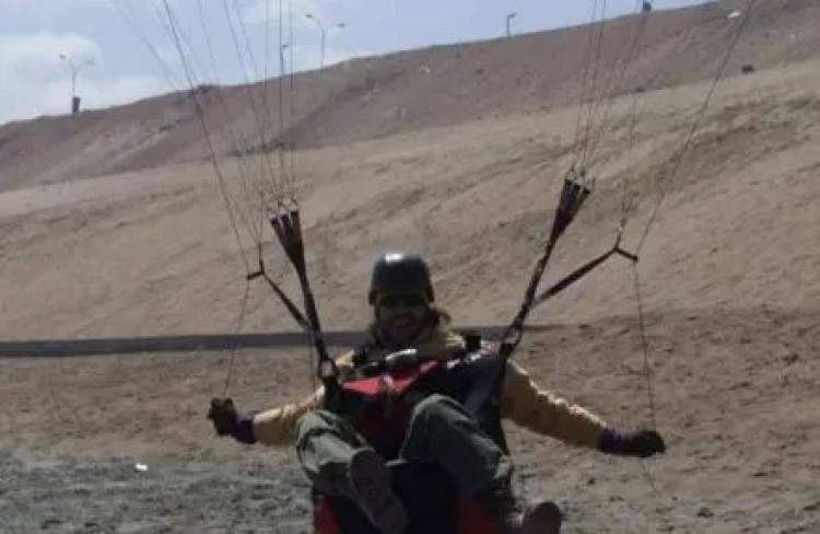 Comienza el juicio al hombre que maniobraba un parapente y provocó graves heridas a dos ciclistas en Coronel Pringles