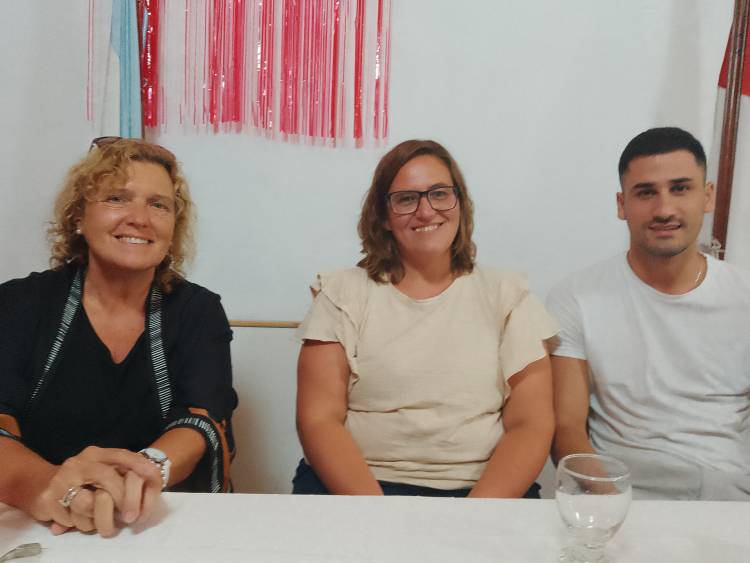 "El territorio, la escucha y el acercamiento a la gente nos diferencia de los demás partidos"