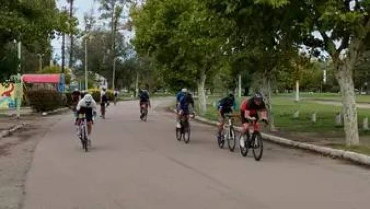 Ciclismo: Guillermo Erro se llevó la victoria para Coronel Pringles