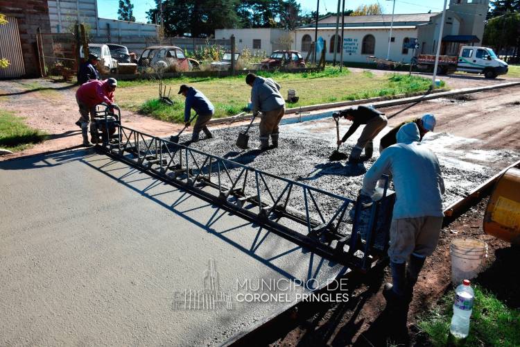 Pavimentación en Colectora Boulevard 1
