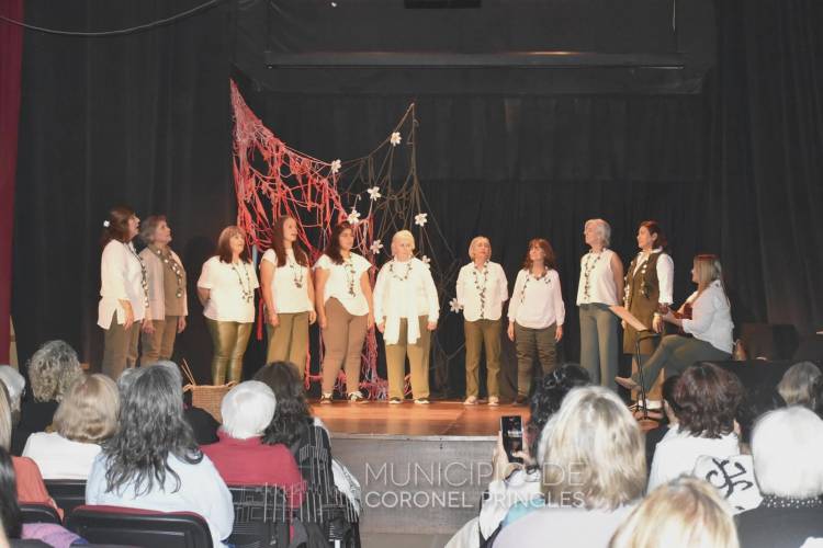 A sala llena se llevó a cabo “Contar y Cantar”