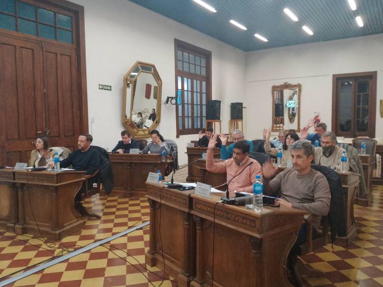 HCD: Fueron aprobados los proyectos de una Bicisenda en el 13 y el pedido de una Pasarela Peatonal en el 40