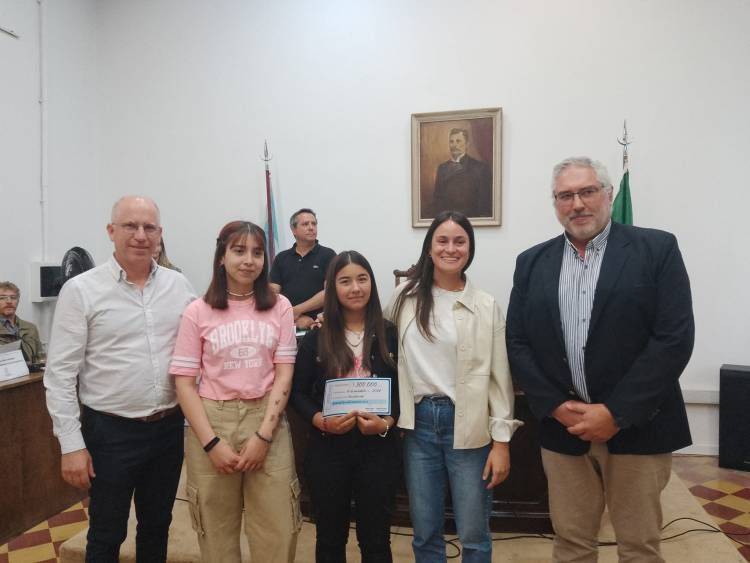 HCD: Primera Sesión Honorable Concejo deliberante Estudiantil