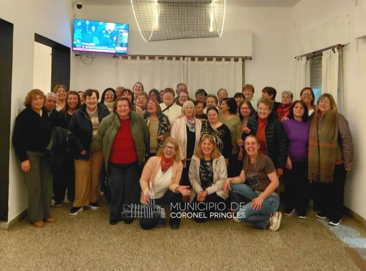 Una cena para compartir y fortalecer vínculos