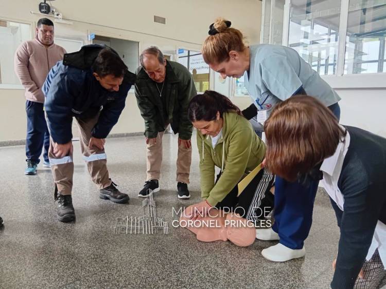 Capacitaciones en el manejo de los equipos DEA y RCP