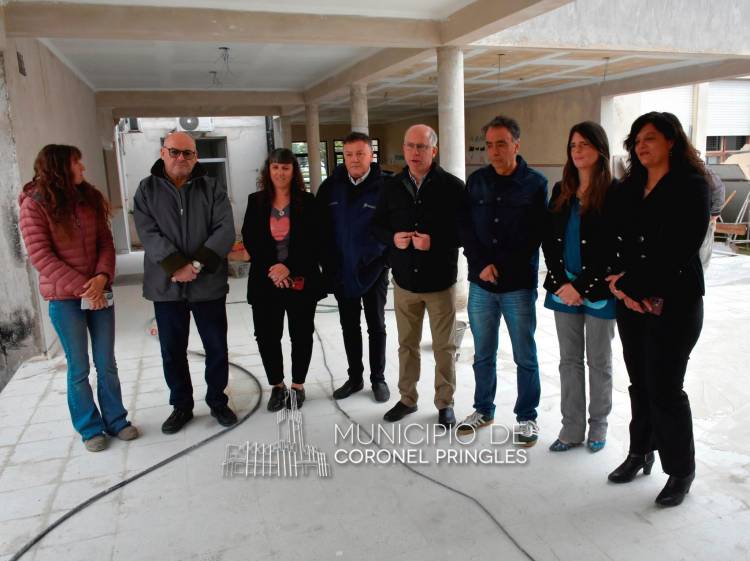 Esta mañana se presentó una nueva etapa de trabajo en la Escuela de Educación Secundaria Nº 2 /ESEA Nº 2